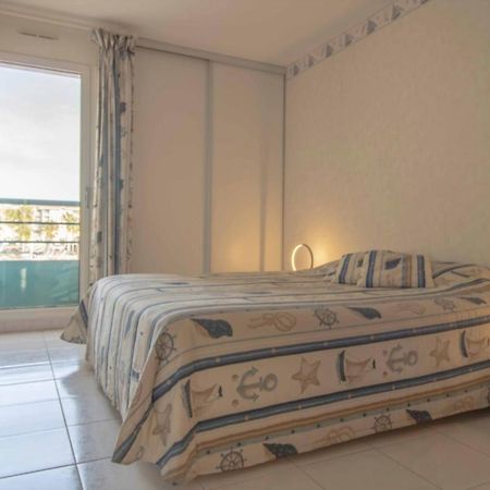 Apartment With Balcony And View On The Port Fréjus Екстериор снимка