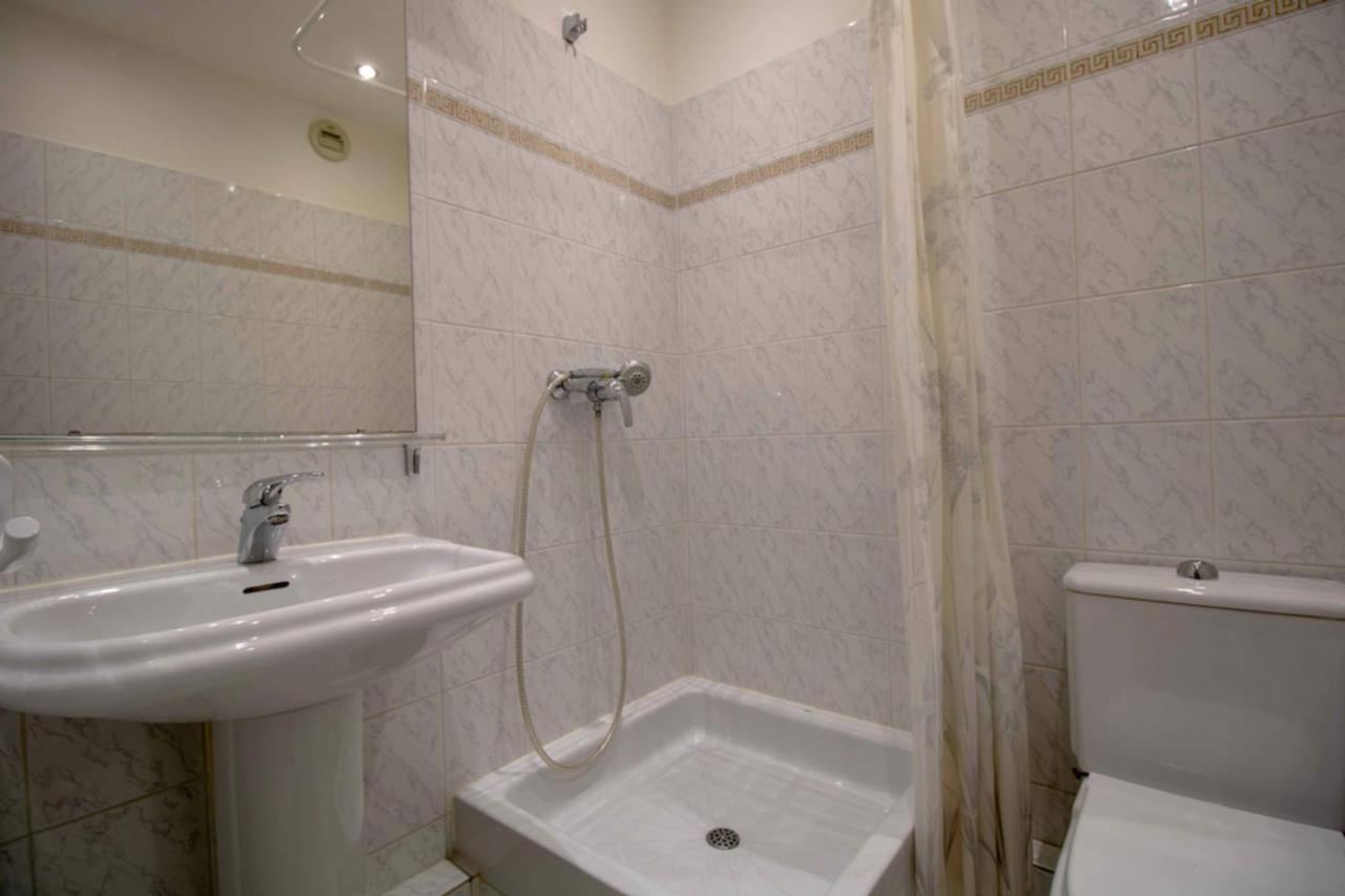 Apartment With Balcony And View On The Port Fréjus Екстериор снимка